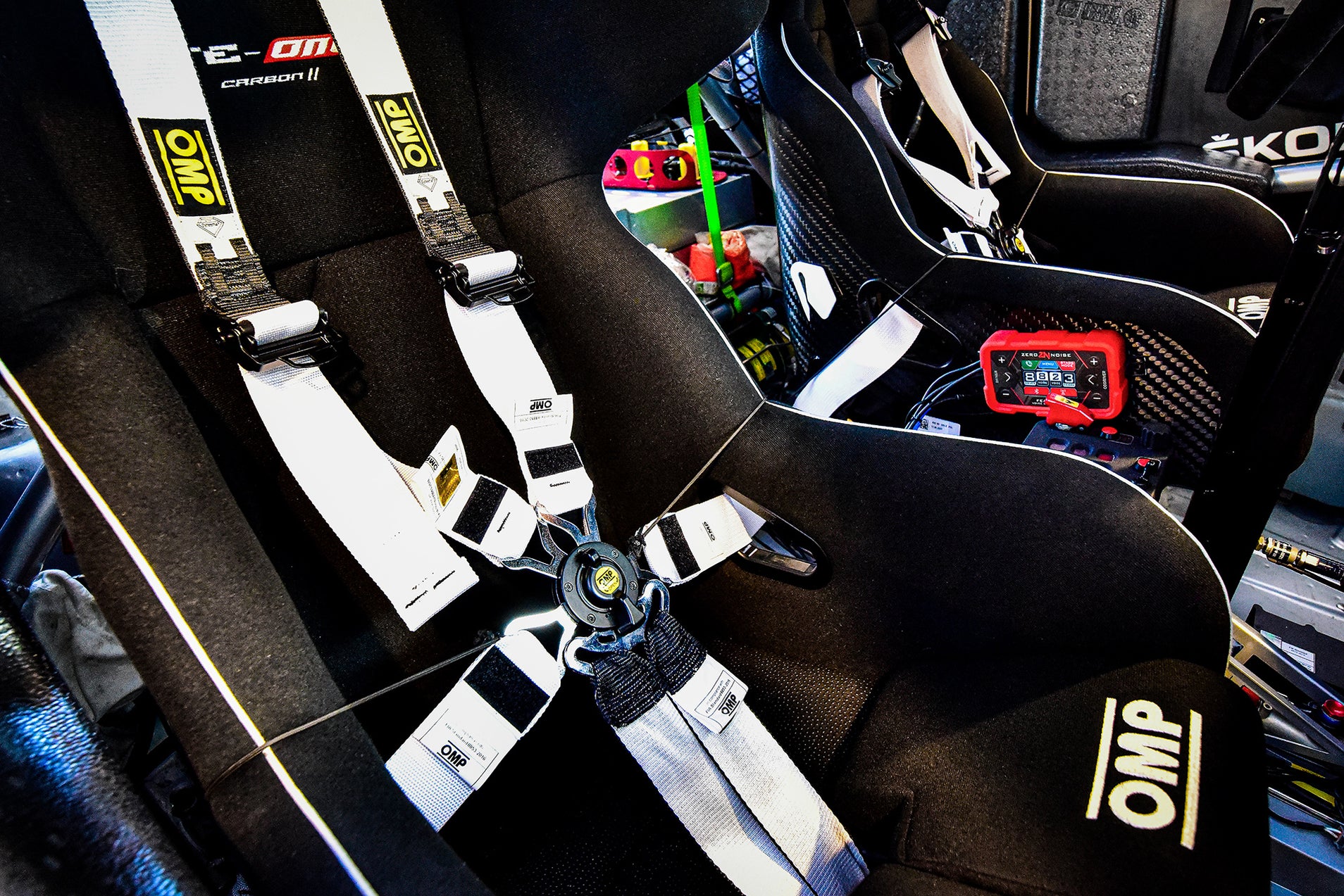 Can I Install a Racing Harness in my Car? — FAST RACER