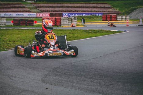 Important Factors to Consider When Buying a Karting Suit - FAST RACER