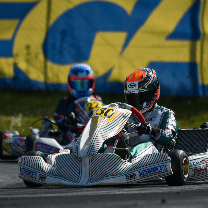 The Thrill of Indoor vs. Outdoor Karting: Which Is Right for You? - FAST RACER