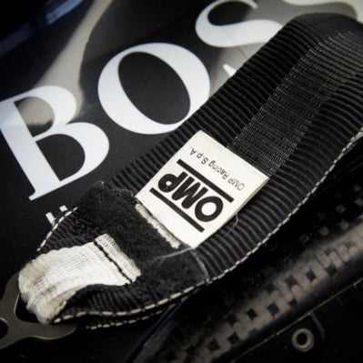 Find Out What Lewis Hamilton says about OMP Safety Belts - FAST RACER