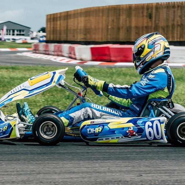 Kart Racing Gloves: Why They’re Important